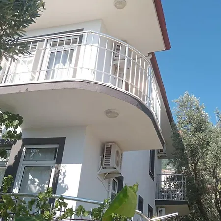 Gold Monami Отель